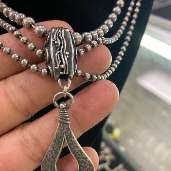 Rare Silpada Sterling Silver Necklace ( FIRM )
✨I have 2 available✨ - Picture 4 of 9